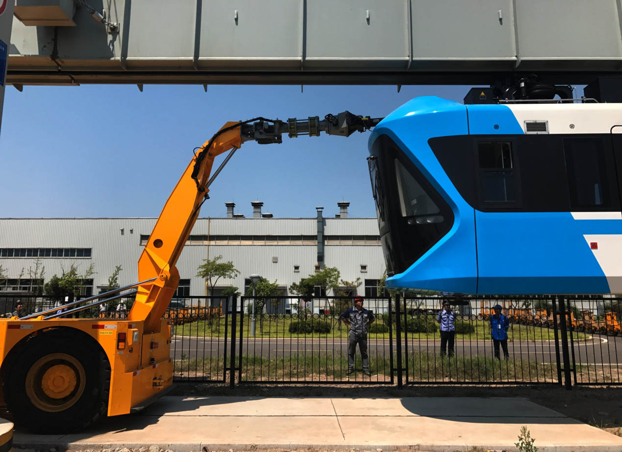 成都乐竞官网空轨列车专用调拉车-1.jpg